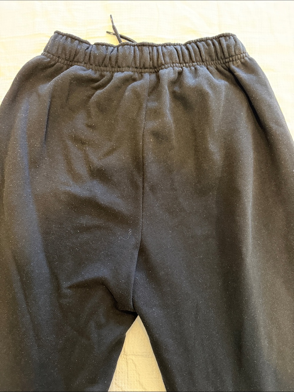 Alo Accoladr Black Drawstring Sweatpants - Picture 11 of 12